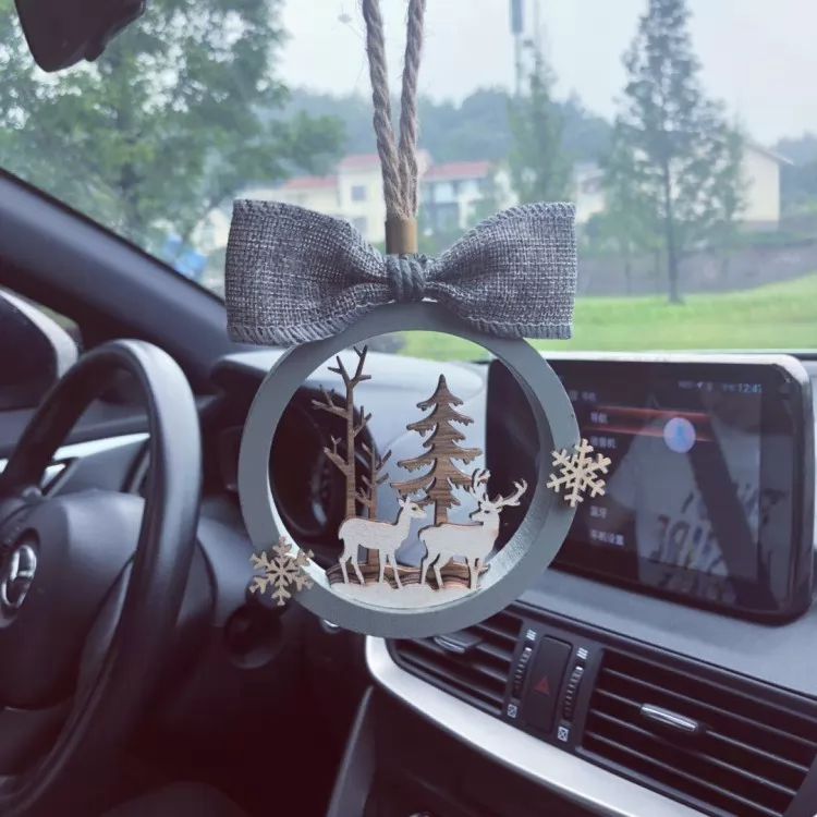 Car pendant car interior creative decoration Ping'an deer pendant lovely bow snowflake