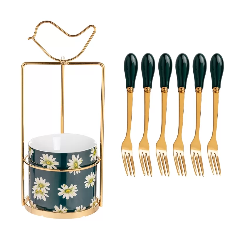 Golden wrought iron +6 green fruit forks