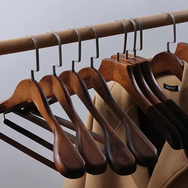 Solid wood hanger household clothes hanger wooden seamless clothes hanger suit hanger clothing store