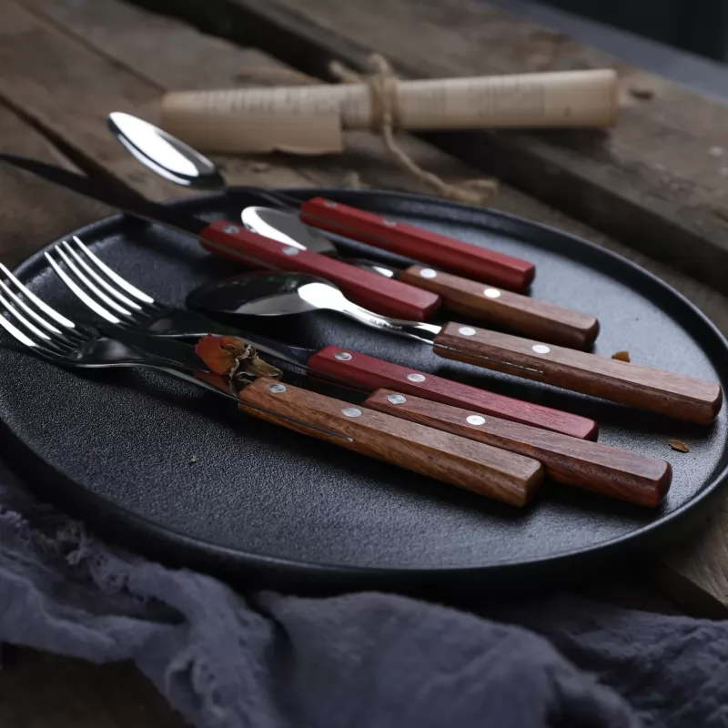 304 stainless steel cutlery set Western tableware main meal solid wood handle rosewood retro