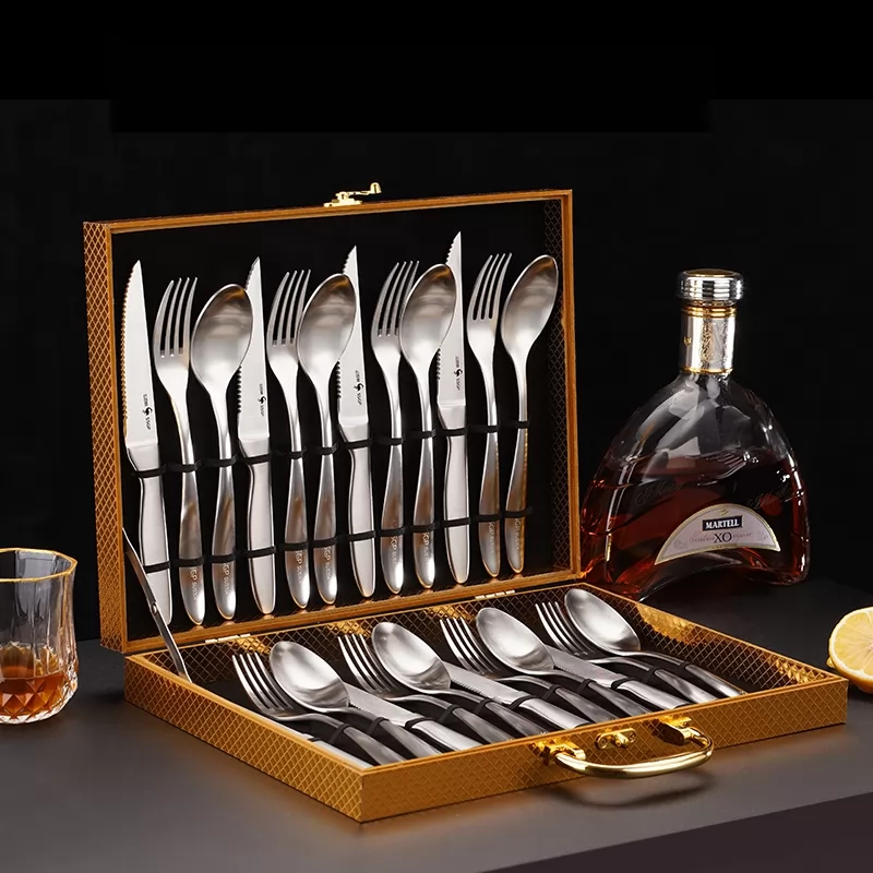 Knife and fork *8 people (gold box)