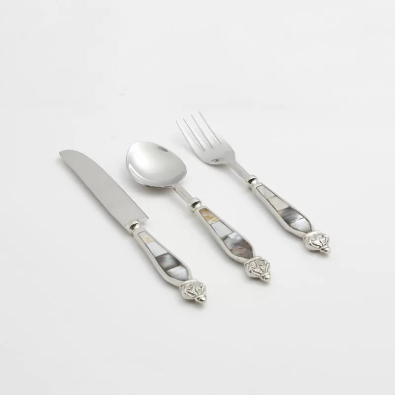 Three-piece cutlery set