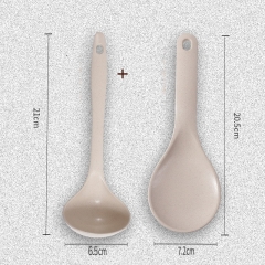 Small soup spoon + round spoon