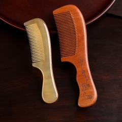 16cm horn comb + 19cm peach comb