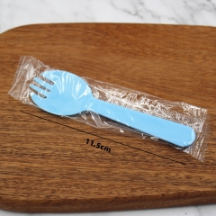 1000 blue forked spoons