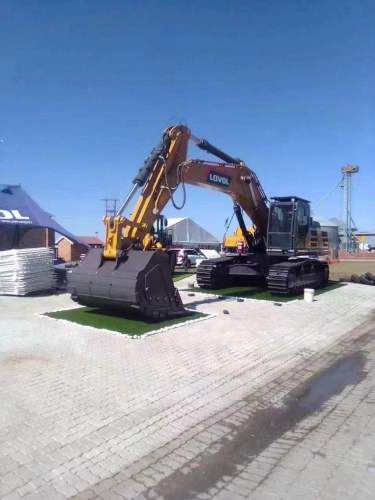 ACM LOVOL Large heavy excavators on display in Africa