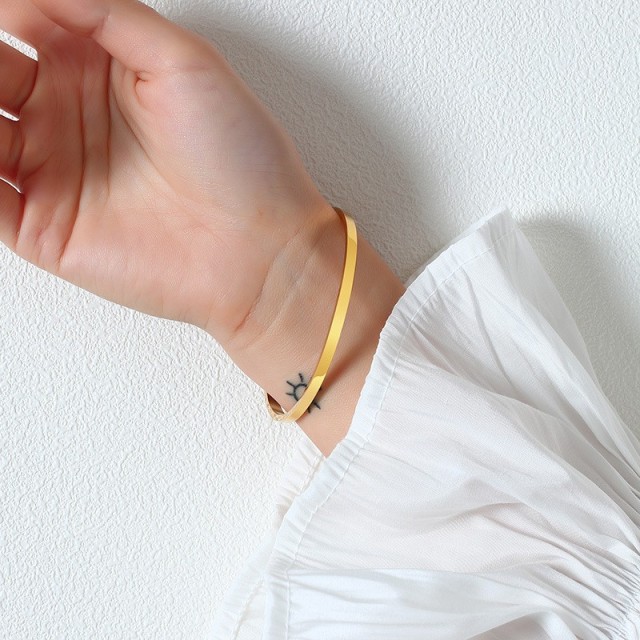 Minimalism style Gold plated opening adjustable bracelet 3 color option B-403-S