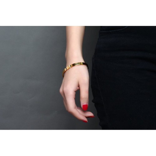 Dainty cuff bracelet in yellow gold plating stainless steel B-212