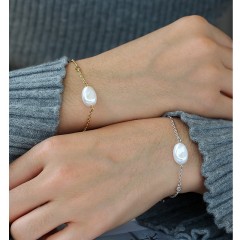 Wholesale Minimalism fresh water pearl with diamont bezel chain bracelet