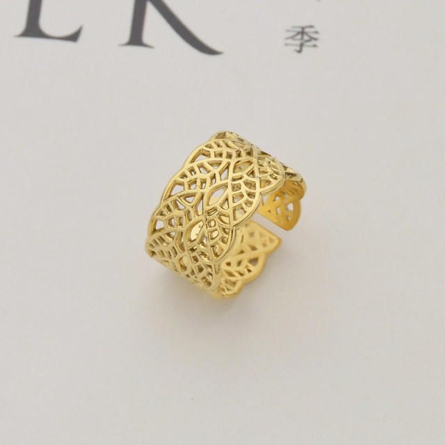 Lace pattern adjustbale ring in14k gold plating stainless steel