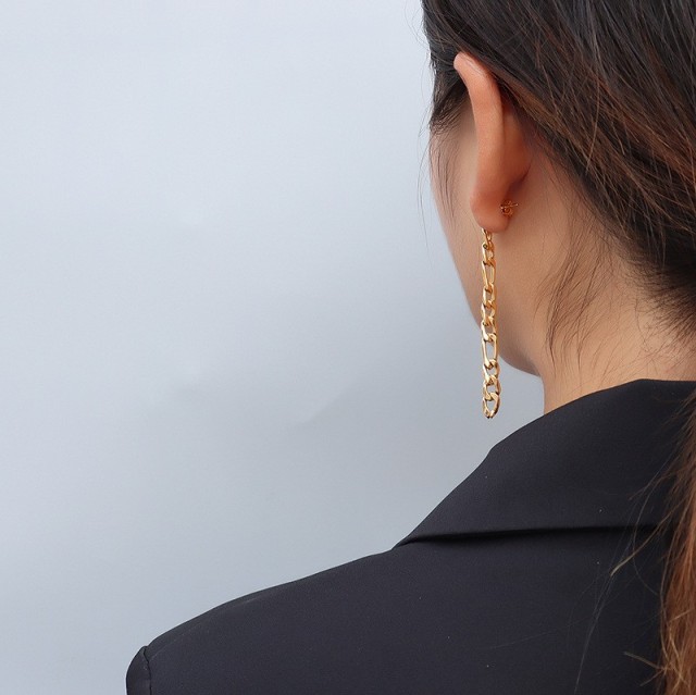Long and short figaro chain earrings in gold plated stainless steel