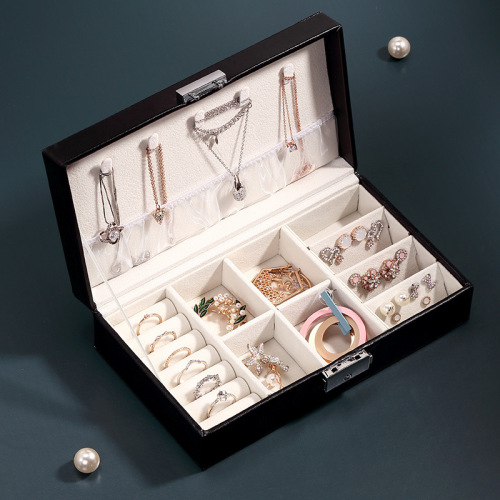 Portable PU Leather Jewelry Organizer Case with Lock / Boîte de stockage de bijoux