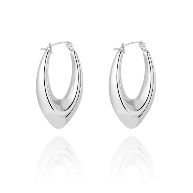 Fashion U-Shaped STAINLESS STEEL HOOP EARRINGS / Boucle d'oreilles en acier inoxydable