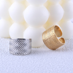 Exaggerated Geometric Stripe Stainless Steel Opening Wide Ring / Bague ouverte en acier inoxydable