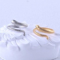 Textured Snake Shape Wrap Stainless Steel Opening Ring / Bague ouverte en acier inoxydable