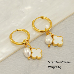 Earrings with Four-Leaf Clover and Natural Pearls in Stainless Steel