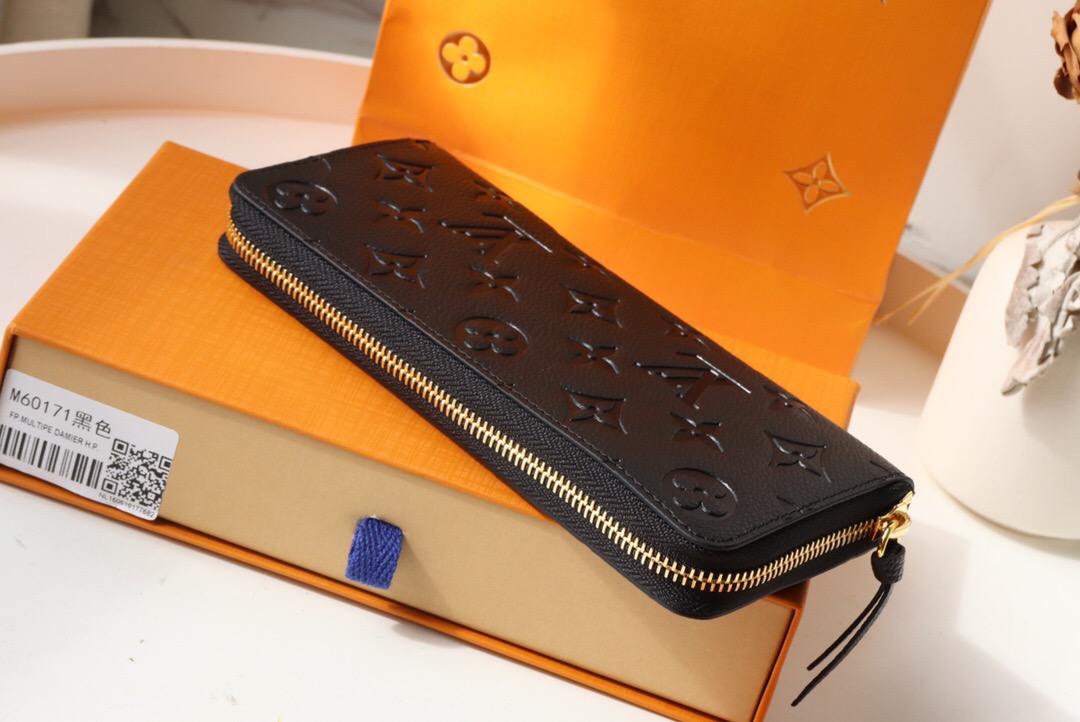 Lv long wallet