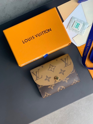 Boutique grade Lv card holder 