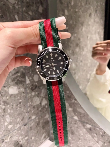 Gucci Quartz Watch