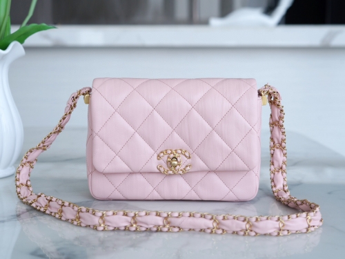 (cc) Chanel 23k handbag