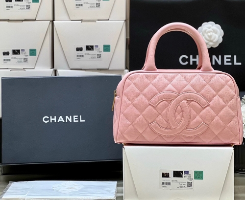 Top grade (cc) Chanel Vintage bowling bag