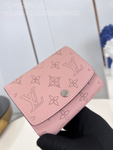 Boutique grade import LV wallet 