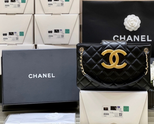 Top grade (cc) Chanel 24C tote