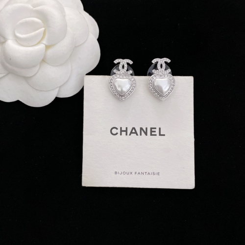 Chanel earring