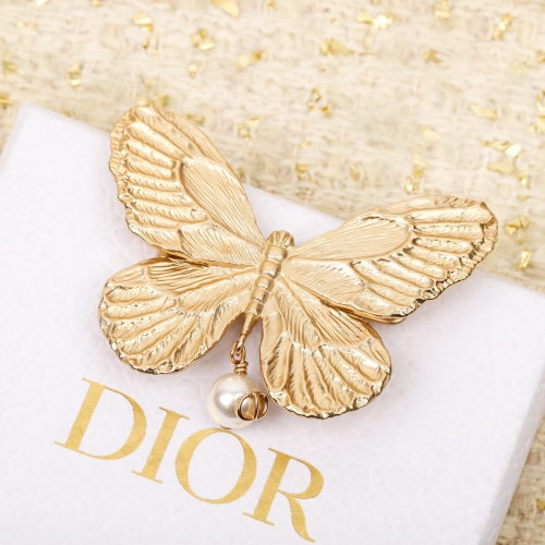 Top grade Dior brooch