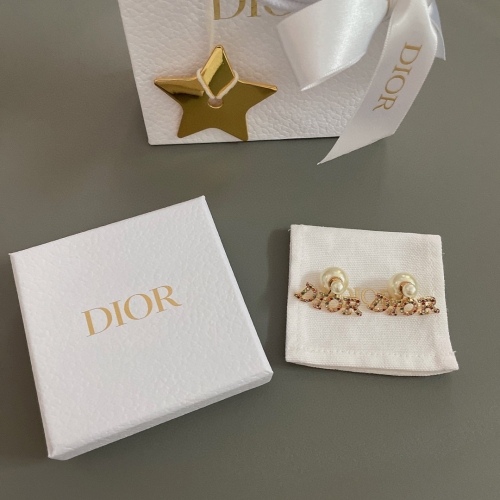 Dior earring