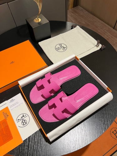 Hermes flat slippers