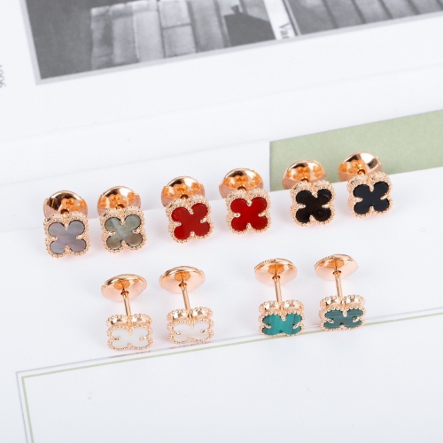 VCA mini earring (rose gold colour）