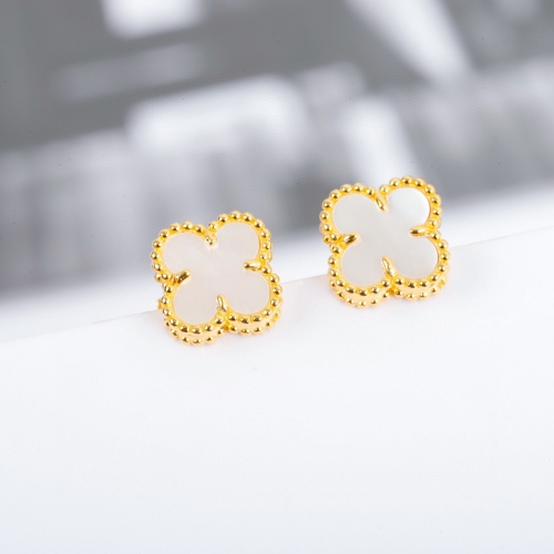 Top grade VCA mini earring (yellow gold colour）