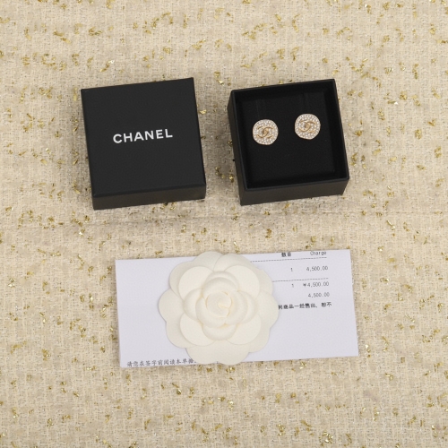 Chanel earring