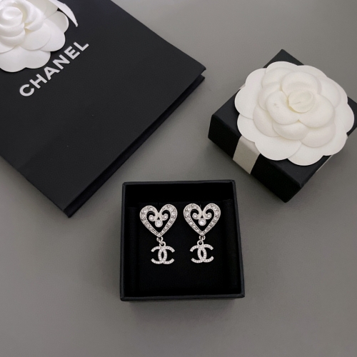 Chanel earring