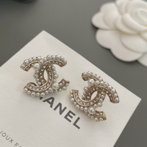 Chanel earring