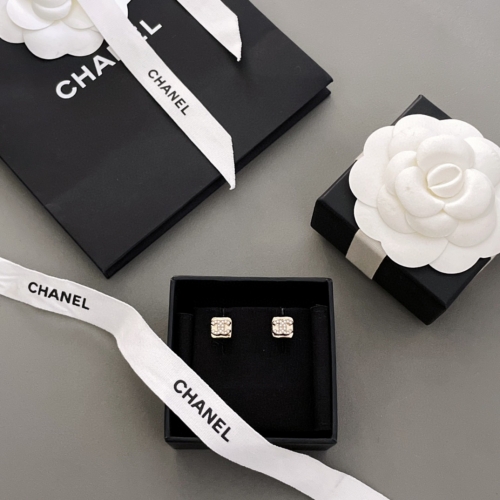 Top grade Chanel earring