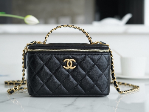 Top grade (cc) Chanel 22s Vanity