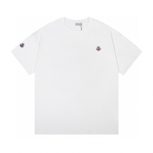 Moncler T-shirt