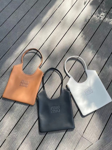 Normal grade(1:1)Miu miu Tote bag