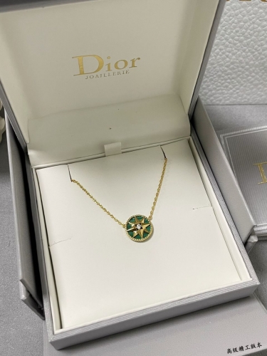 Top grade Dior necklace