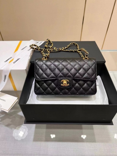 Top boutique chanel 23cm