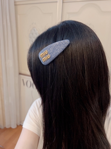 Top grade miumiu hair clip