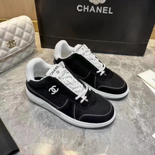 Chanel Sneaker