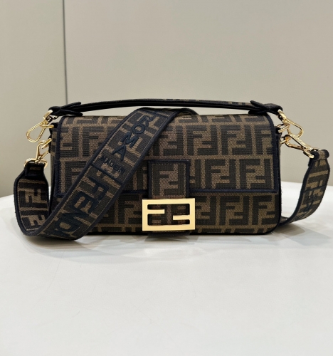 Fendi Baguette