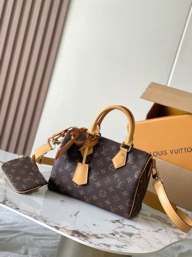 (MB) LV leather Speedy