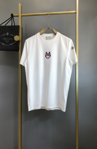 Moncler T-shirt