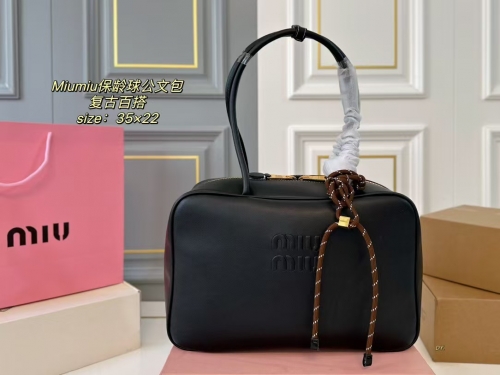 Normal Grade(1:1)MiuMiu Shoulder bag