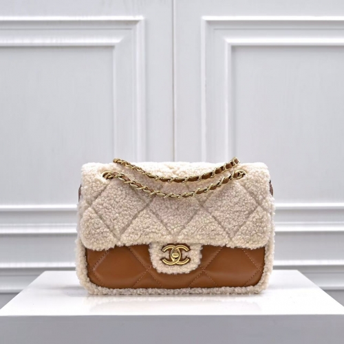 Normal grade(1:1)Chanel Teddy Lambswool bag