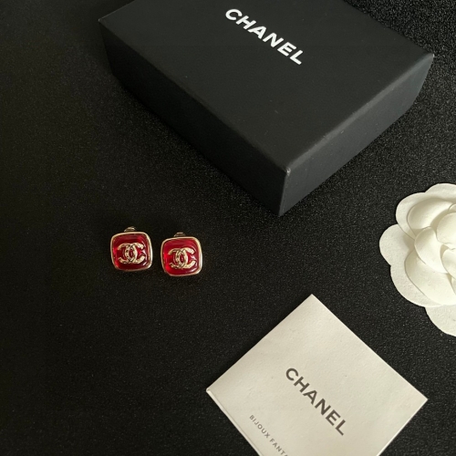 Mid grade chanel earring